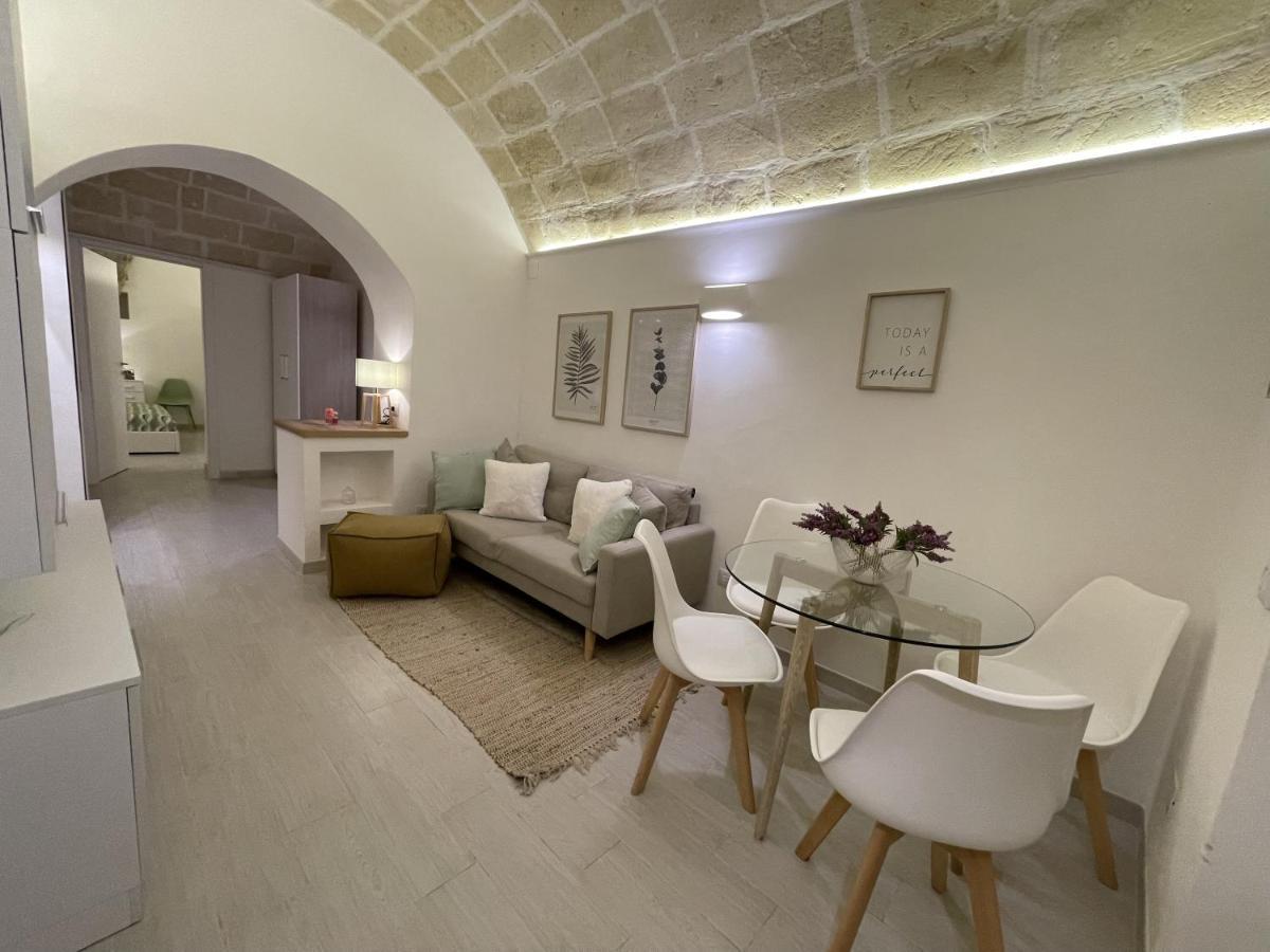 Ferienwohnung La Perla Del Borgo Taranto Exterior foto